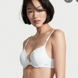 Victoria Secret White Lace Push Up  Bra size 34 B